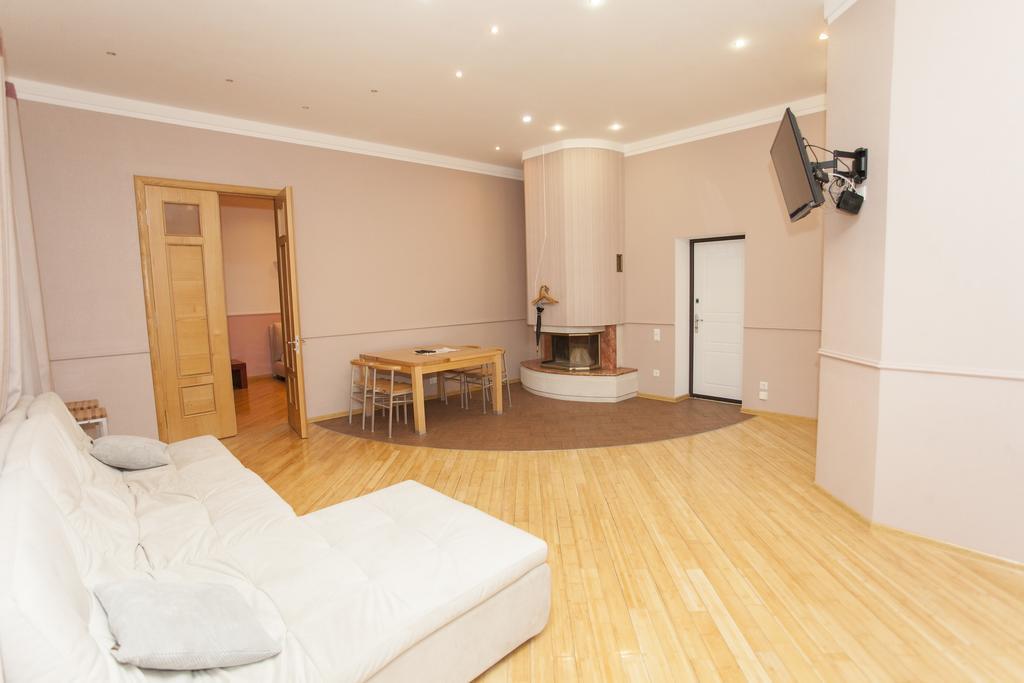 Apartment On Sumskaya No Smoking Charkov Exteriér fotografie