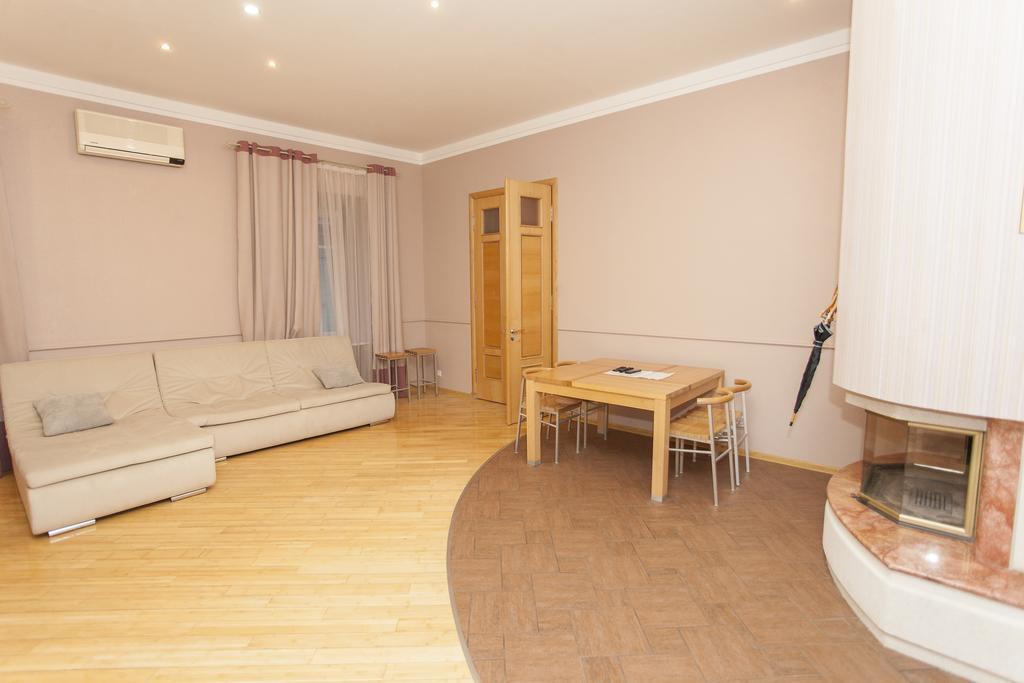Apartment On Sumskaya No Smoking Charkov Exteriér fotografie