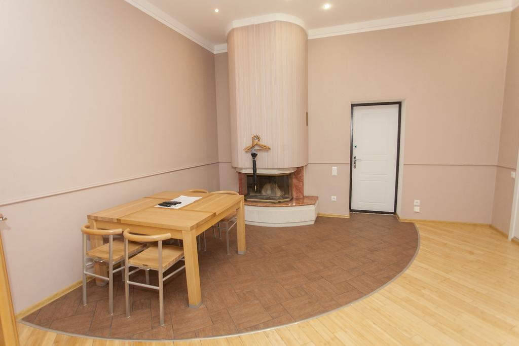 Apartment On Sumskaya No Smoking Charkov Exteriér fotografie