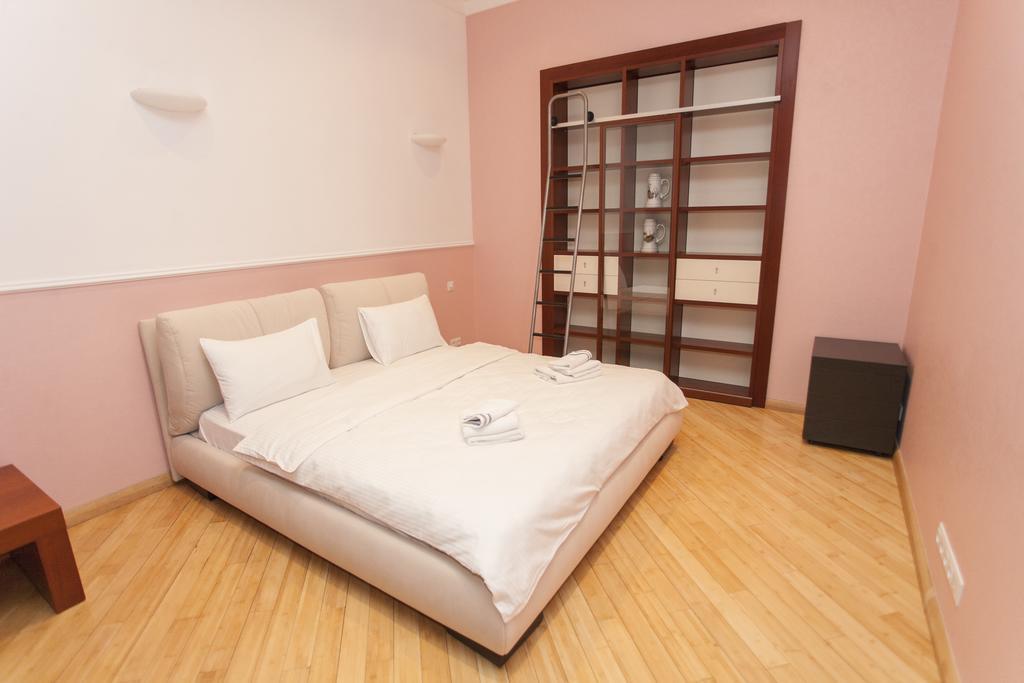 Apartment On Sumskaya No Smoking Charkov Exteriér fotografie